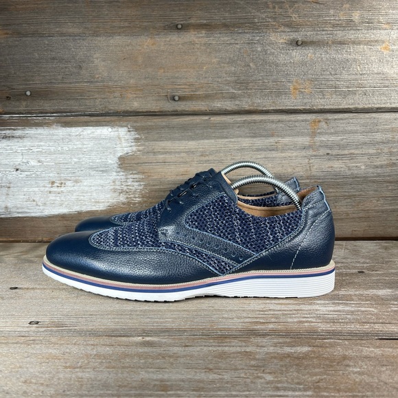 Stacy Adams Locke Wingtip Navy Blue Oxfords - Picture 3 of 9